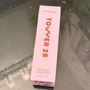 NEW SunnyDays Tinted Sunscreen Tower28 35 Point Dume